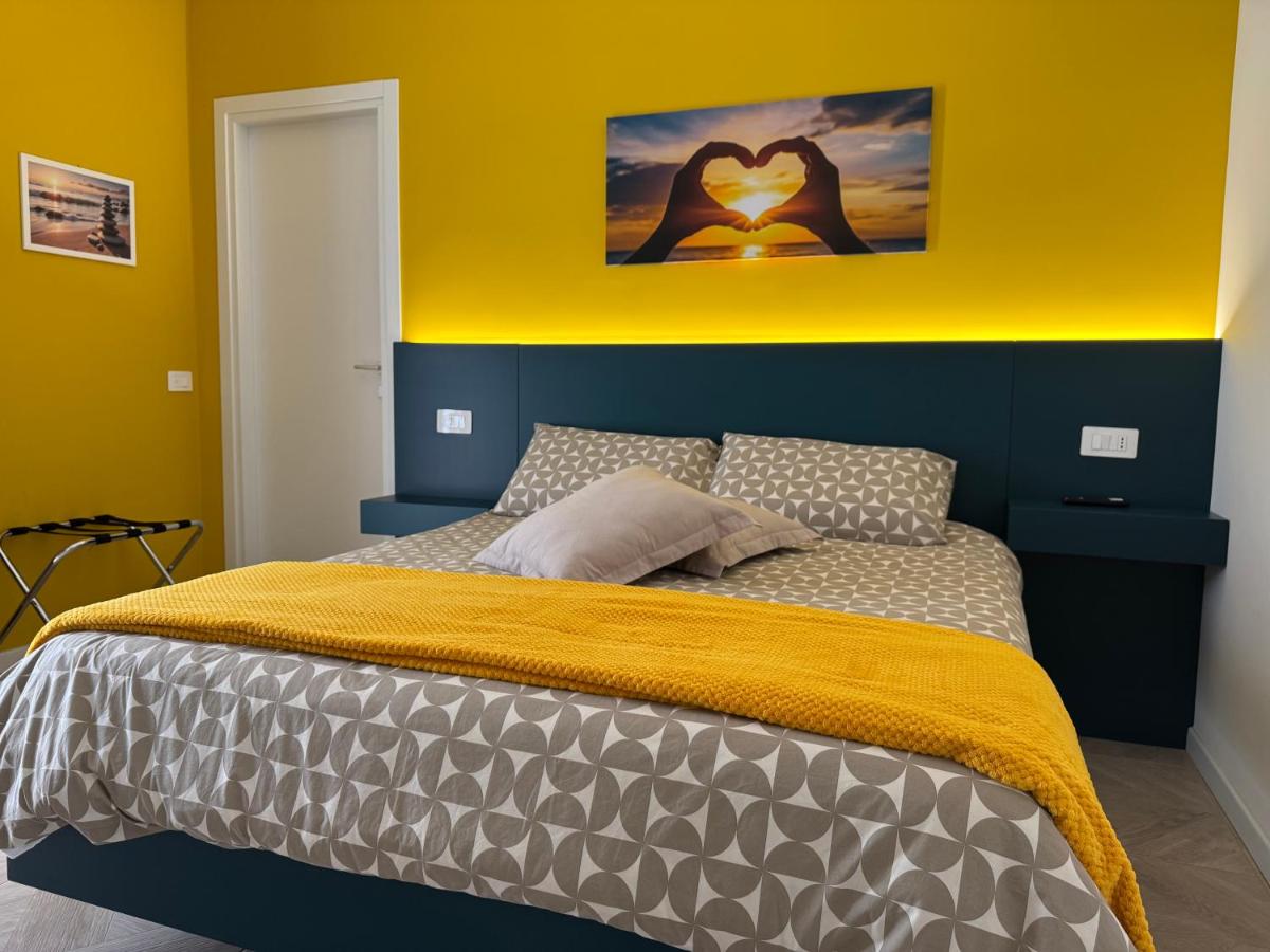 HOUSE on sunday SOLE - B&B Crotone