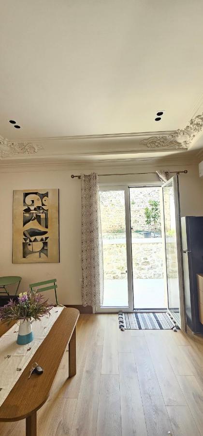 Huma Living - B&B Vlorë