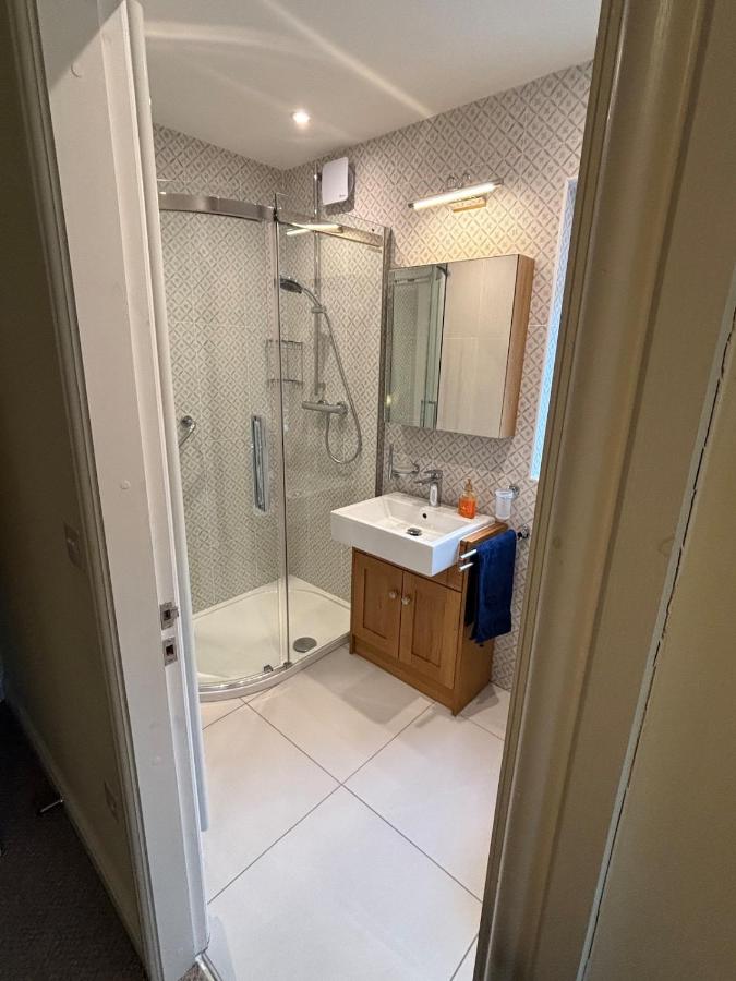 Private Apartment near Manchester and Rivington, Free Parking - B&B Lostock