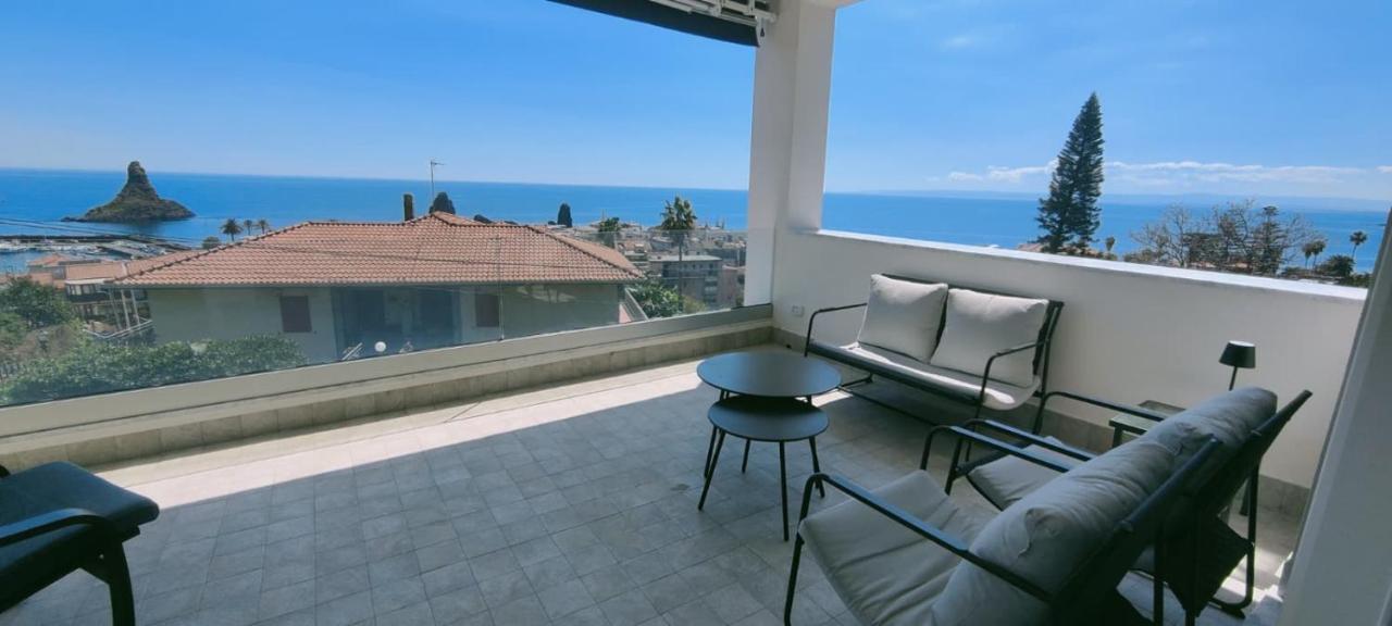 Blu Mediterraneo - Sea View Luxury House - Bed and Breakfast Acitrezza