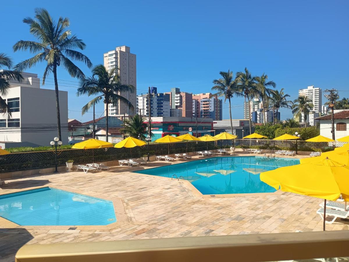 Apartamento T16 3 dormitórios com ar-condicionado em Mongaguá - B&B Mongaguá