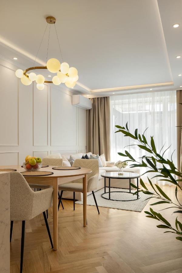 Downtown Opia - Designer 2BR 2Bath - Sauna - Private Parking - Ferienwohnung Sofia