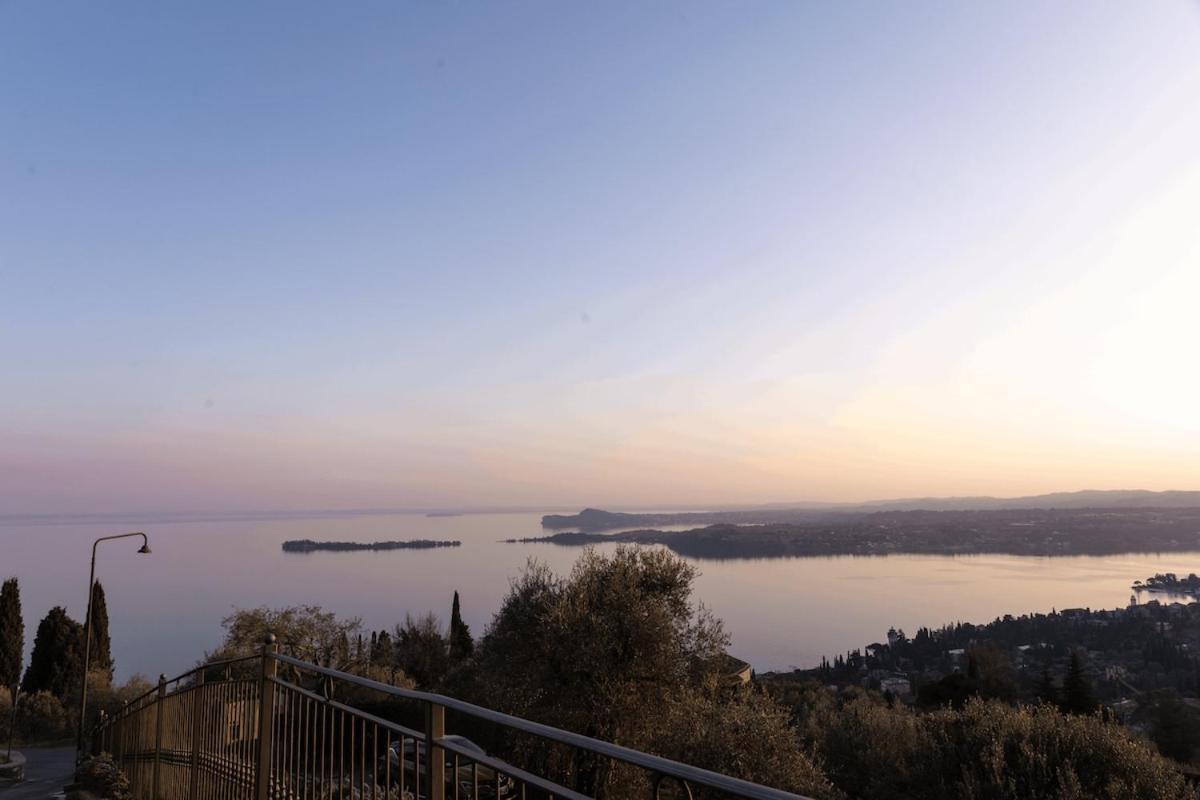 Al Cortiletto Apartments - Chambres d'hôtes Gardone Riviera