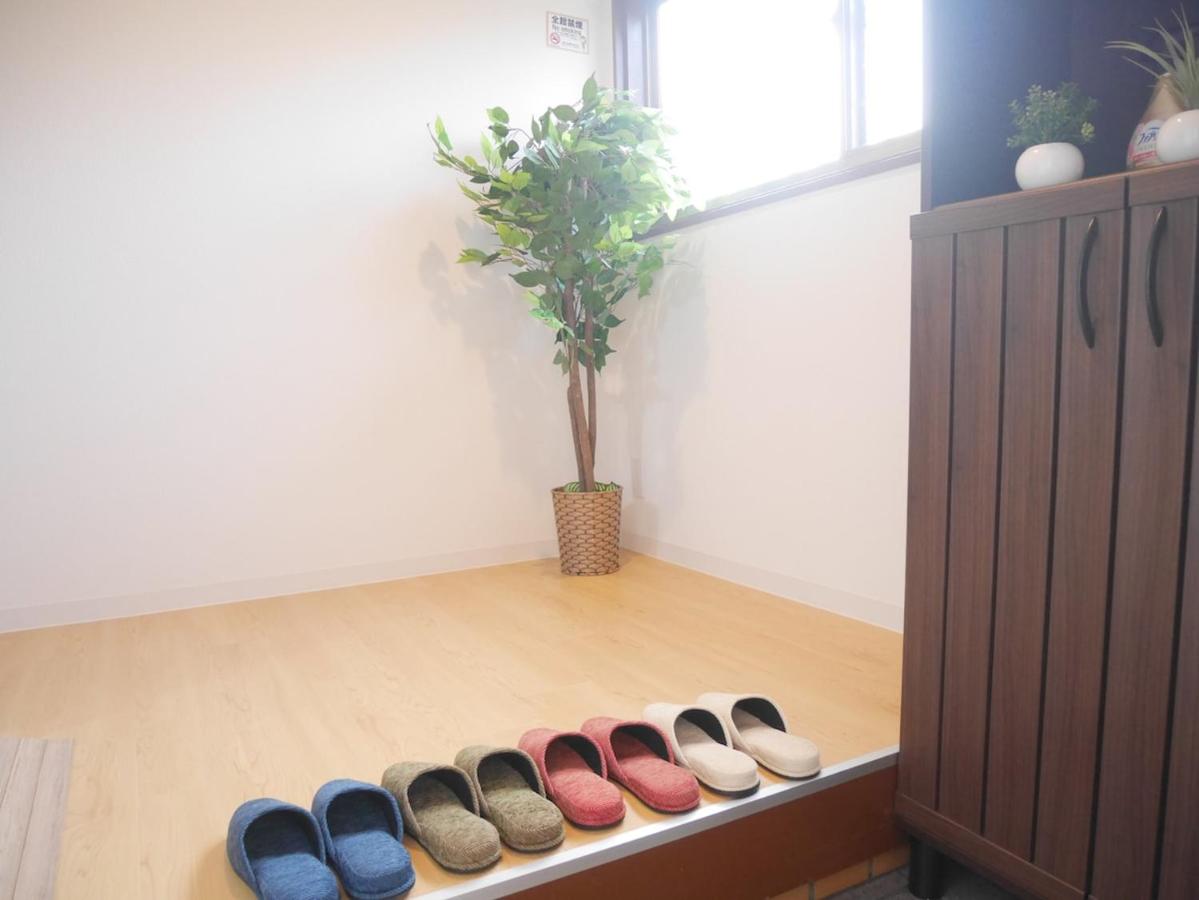 ホテル春日出 - Chambres d'hôtes Osaka