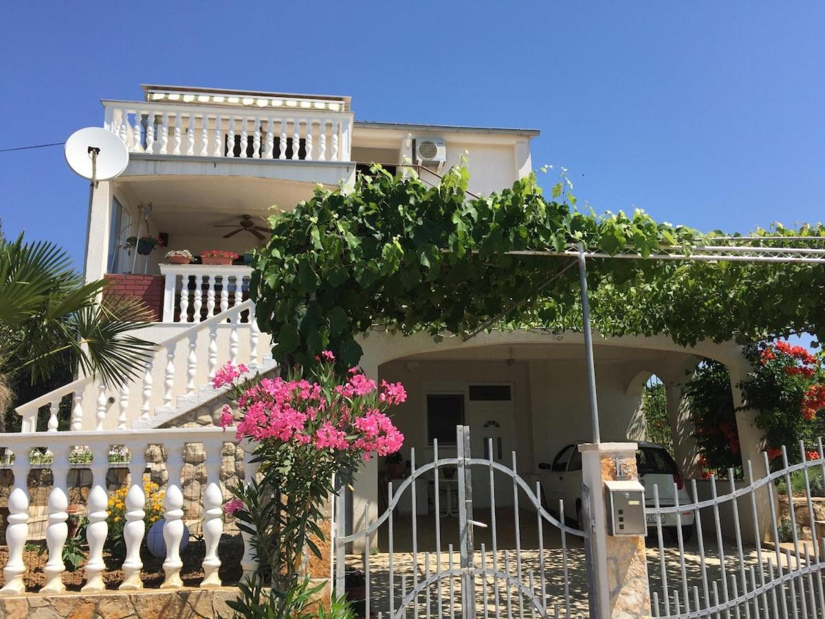 Apartman Biko - B&B Posedarje