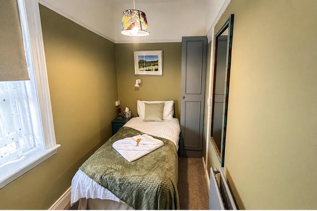 Éénpersoonskamer met Aparte Eigen Badkamer