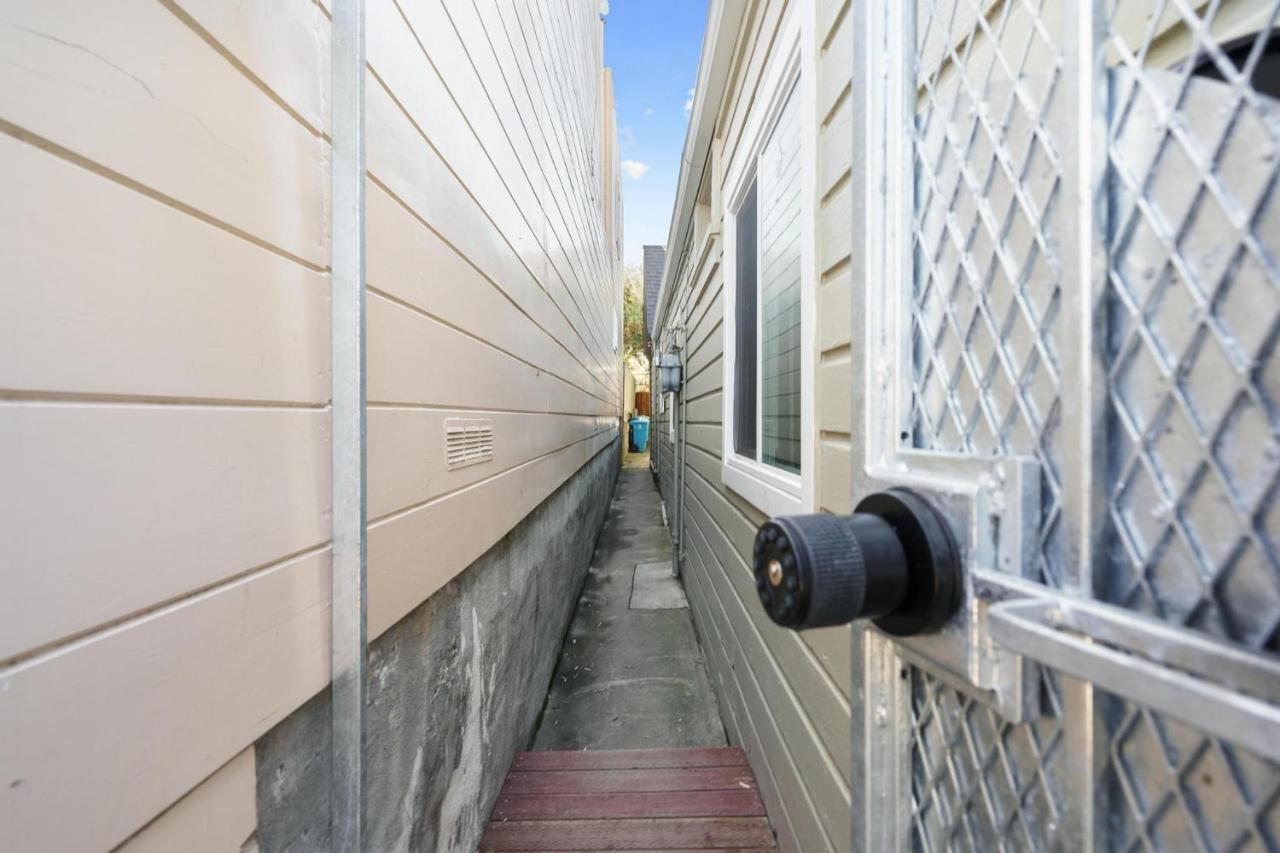 Cozy Private Studio with 1bath and backyard Near SFSU & SF Transit - B&B San Francisco