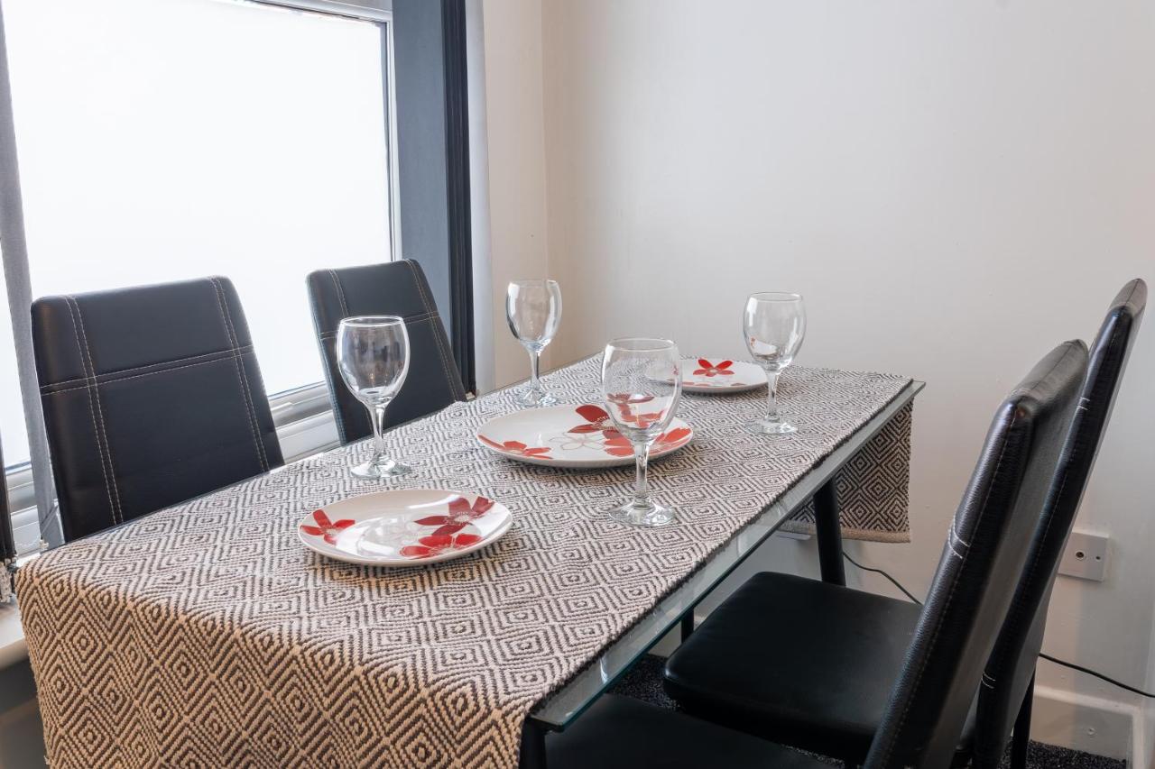 Spacious 1BDR - Monthly Discounts - Fast Wifi - Balsall Heath - Chambres d'hôtes Birmingham
