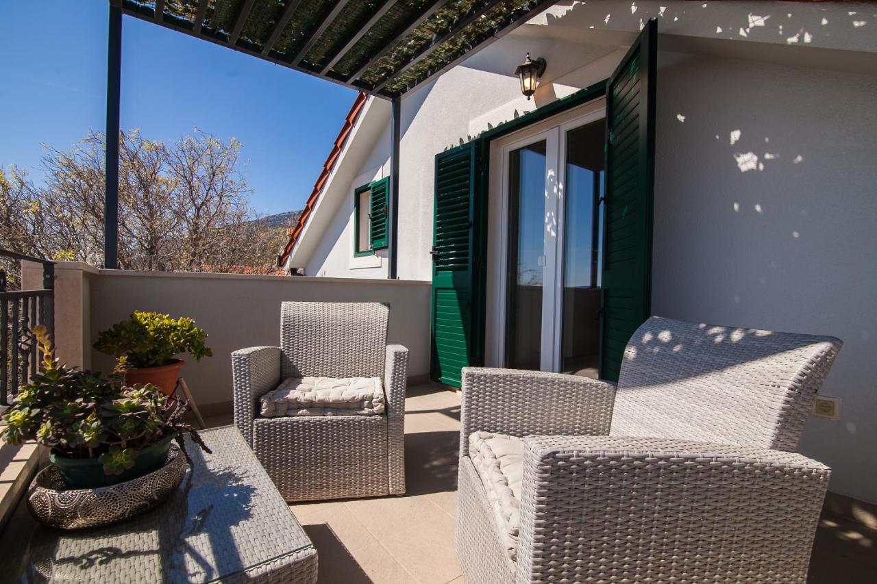 Apartment Nika - B&B Bol