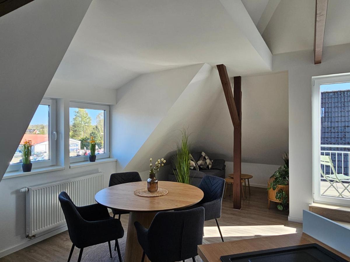 Studio-Apartment mit Balkon