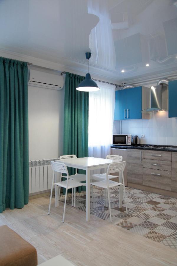 Люкс с 2-мя спальнями в ЦЕНТРЕ - B&B Mykolayiv