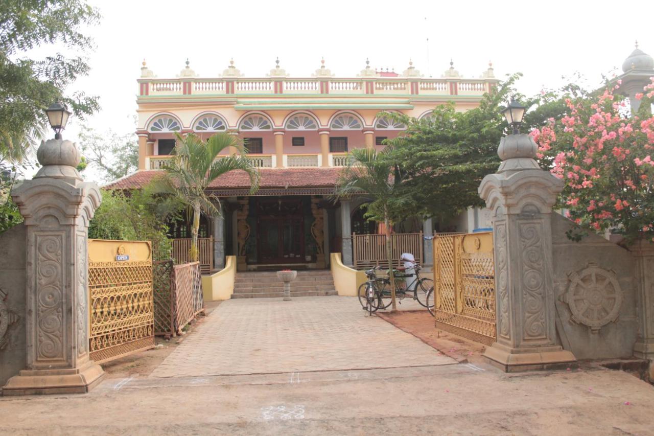 Chettinaadu Narayana Vilas - B&B Kanadukattan