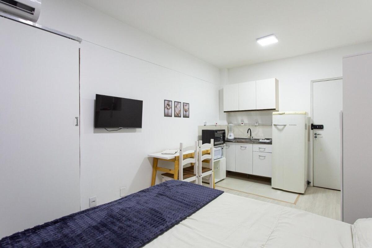 Nações 106/112 · RR 112 - PROMOçÃO PERTO TUDO e SANTA CASA - Bed and Breakfast Porto Alegre