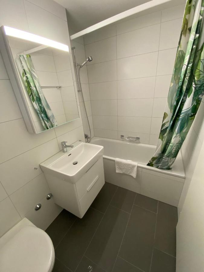 Lovely 2BR apartment - Mainau 8 - B&B Zurigo
