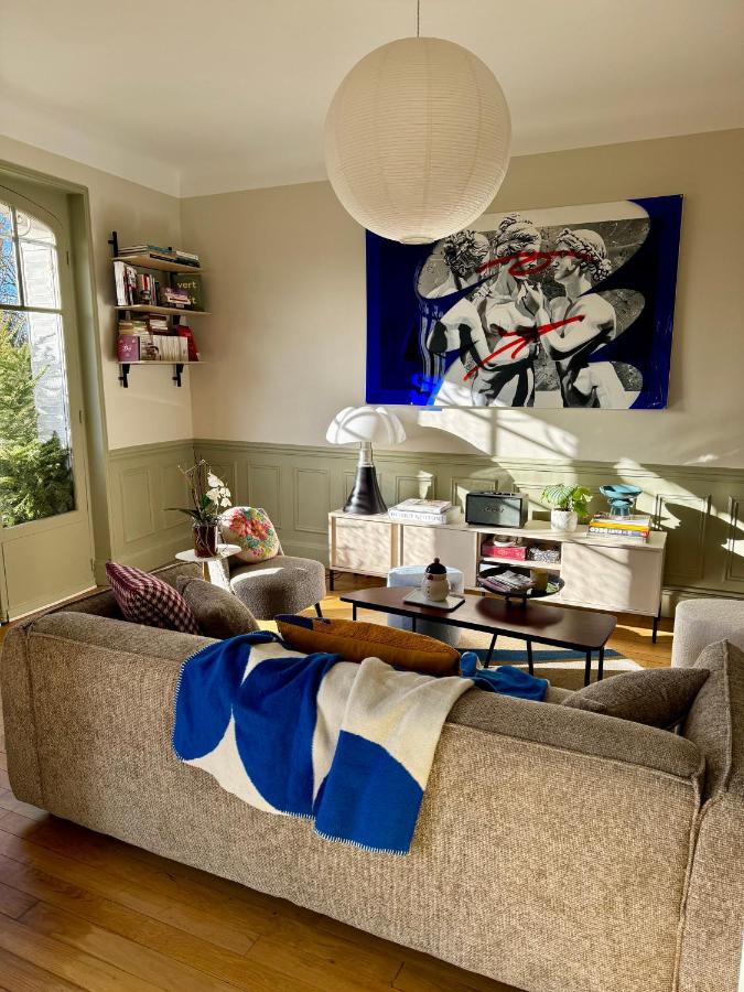 Grand Appartement face aux Parcs - Bed and Breakfast Vichy