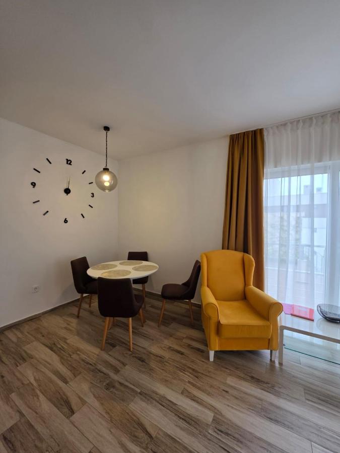24 app, Your sunny vacation in Montenegro - Bed and Breakfast Rafajlovići