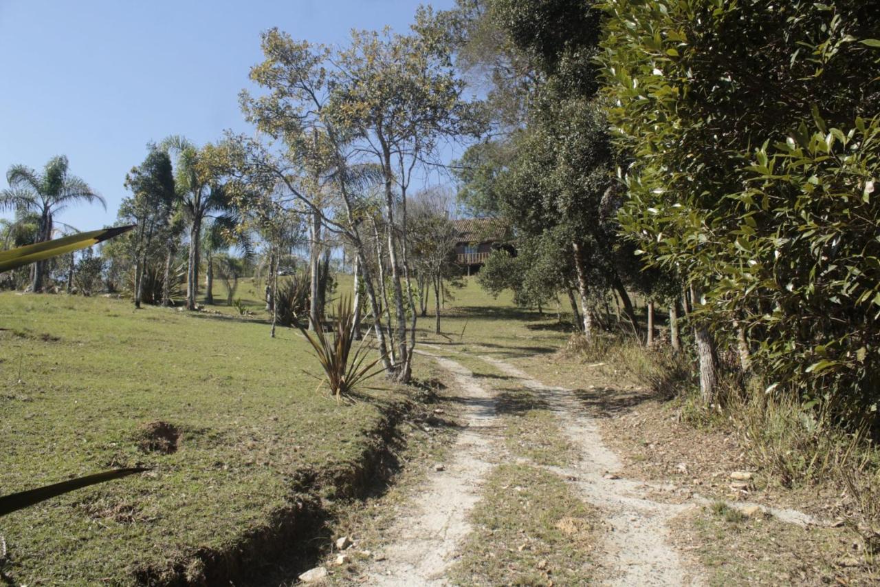 Chalé do Bosque - Bed and Breakfast Almirante Tamandaré