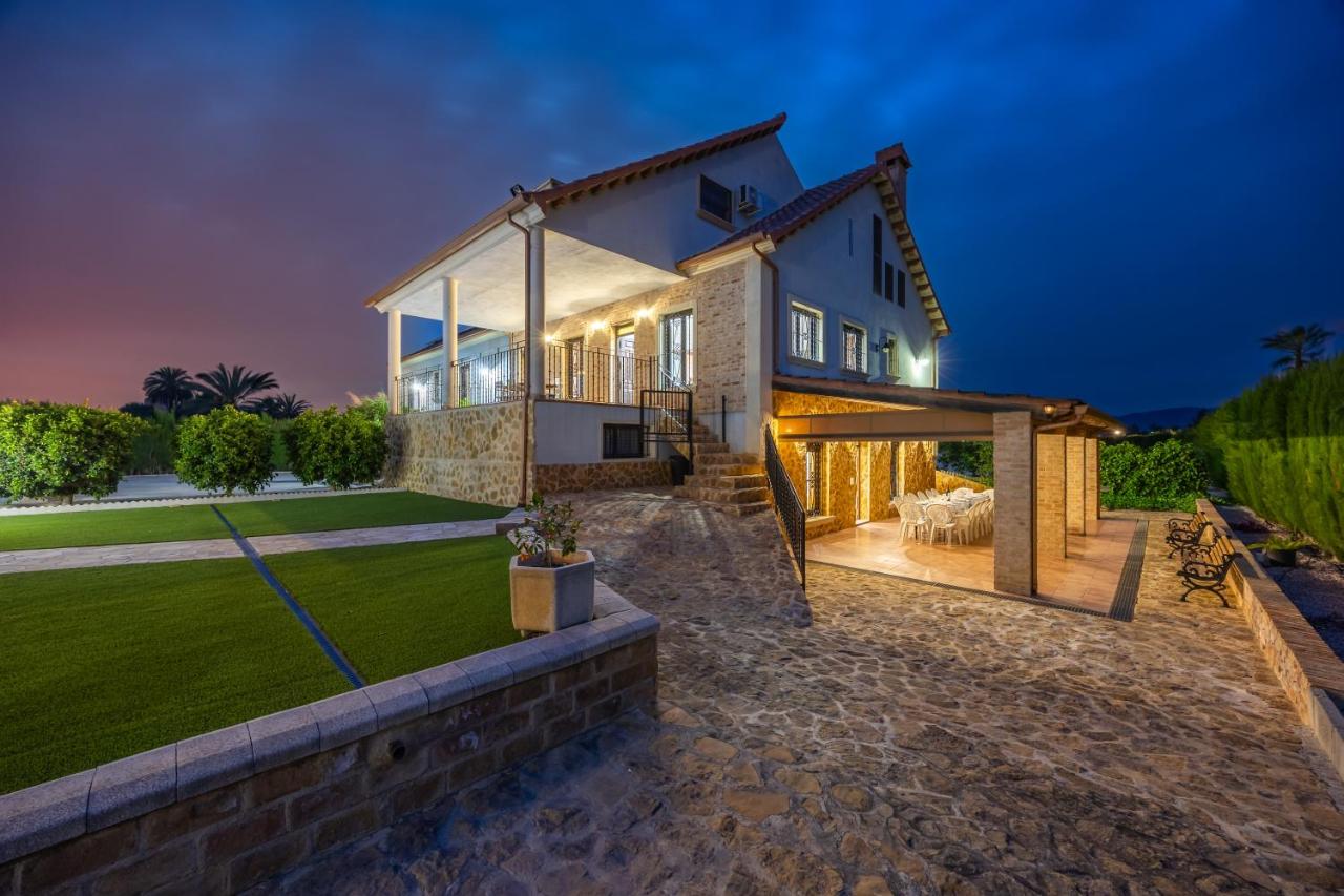 Summer Oasis Retreat Villa by Fidalsa - Bed and Breakfast Catral