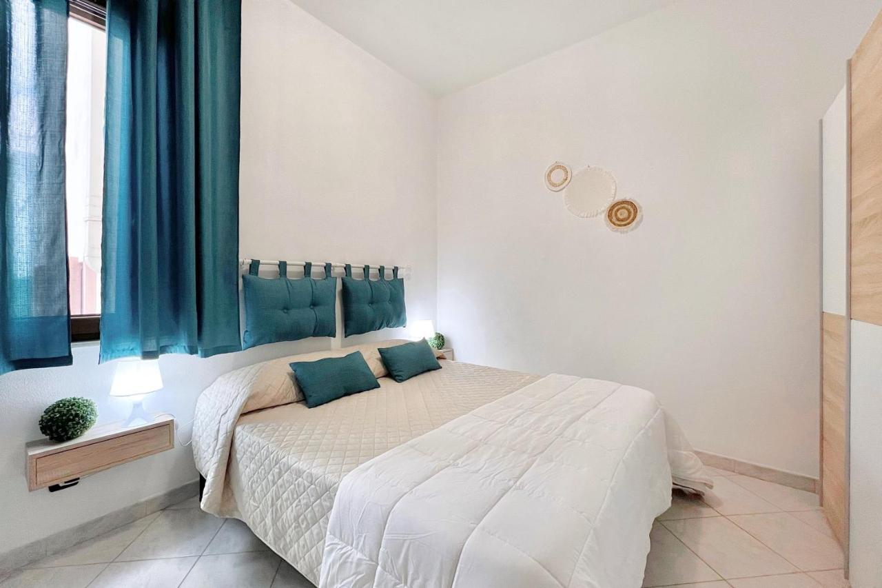 FREE Parking - Right in the Heart of the City - Soggiorno Semplice - Chambres d'hôtes Villasimius