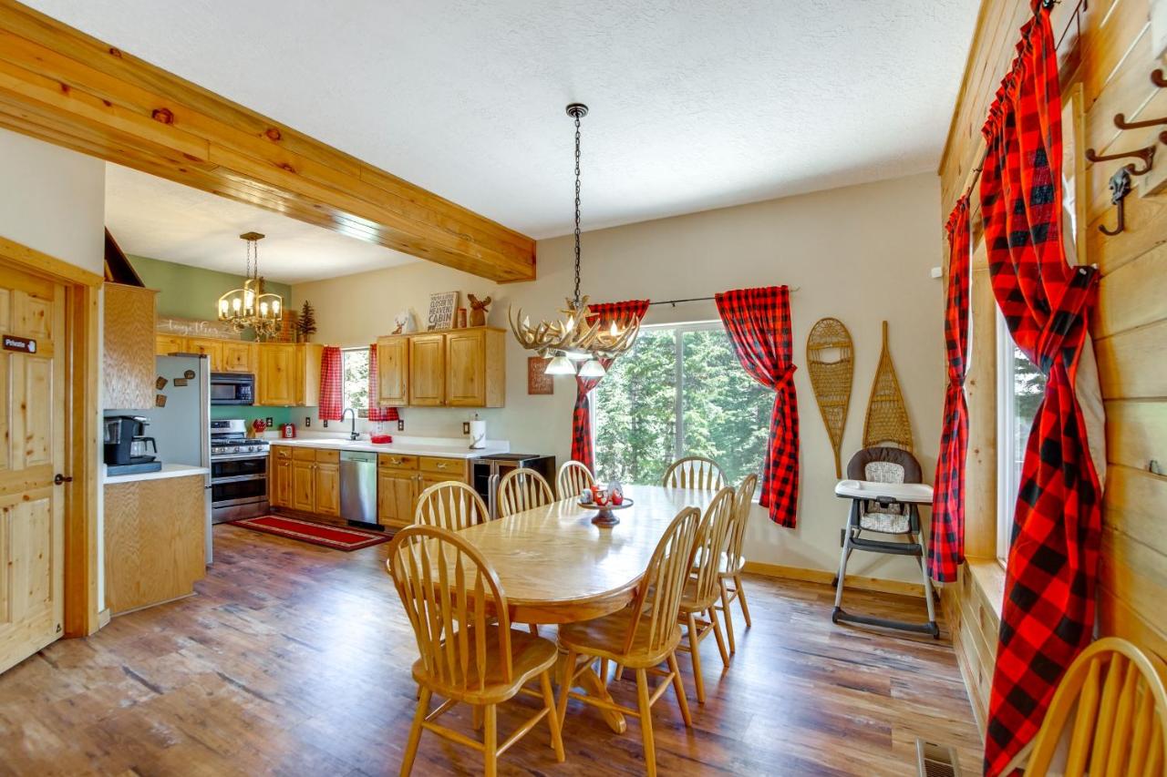 Duck Creek Village Cabin Near National Forest! - Chambres d'hôtes Duck Creek Village