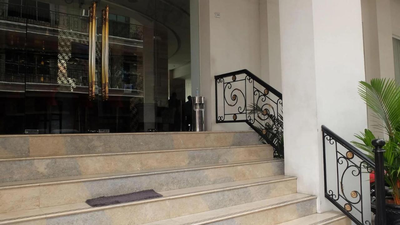 The penthouse hotel and residences - B&B Angeles City