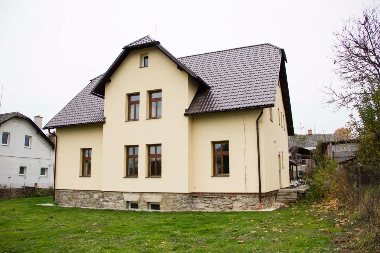 B&B Grossullersdorf - Vila Pavlínka , apartmány Losiny - Bed and Breakfast Grossullersdorf