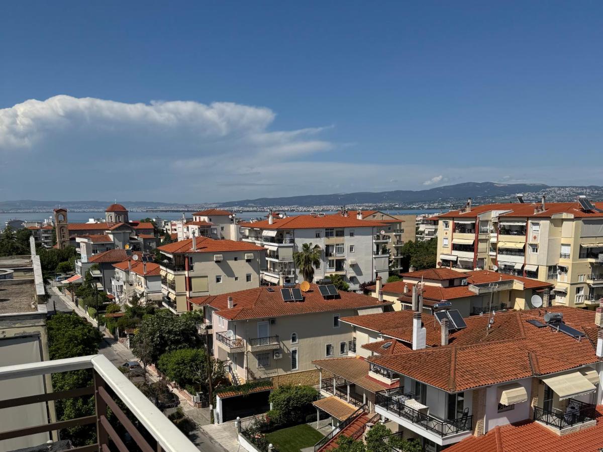 Covea by the Sea Boho Seaside Apartment, 400 m from the Beach - B&B Peraía