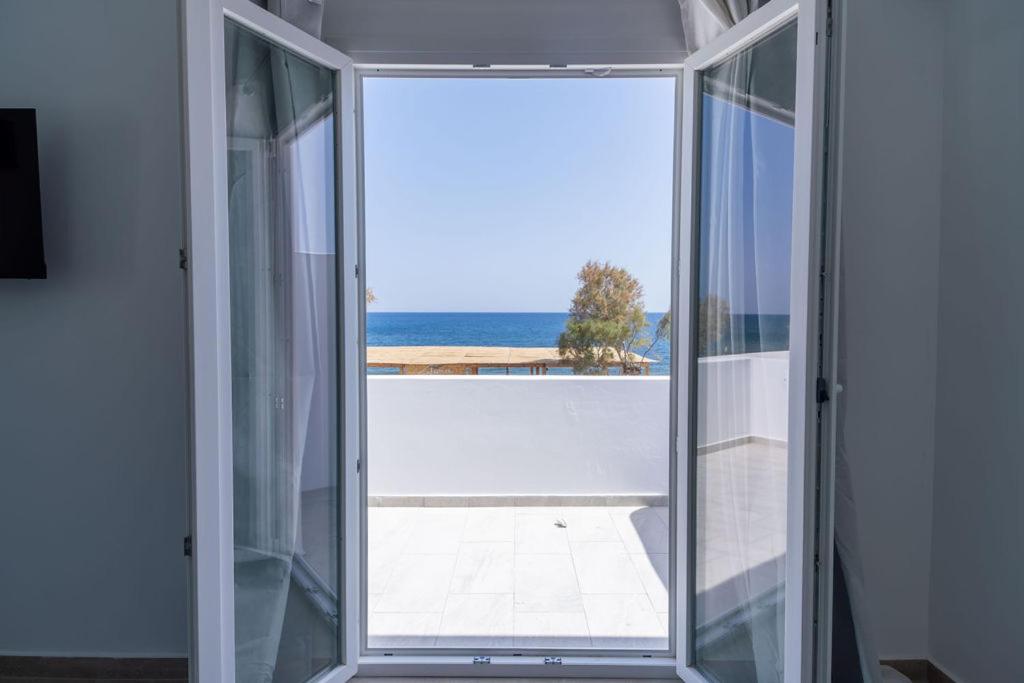 Aqua Cozy Suites - Ferienwohnung Perissa