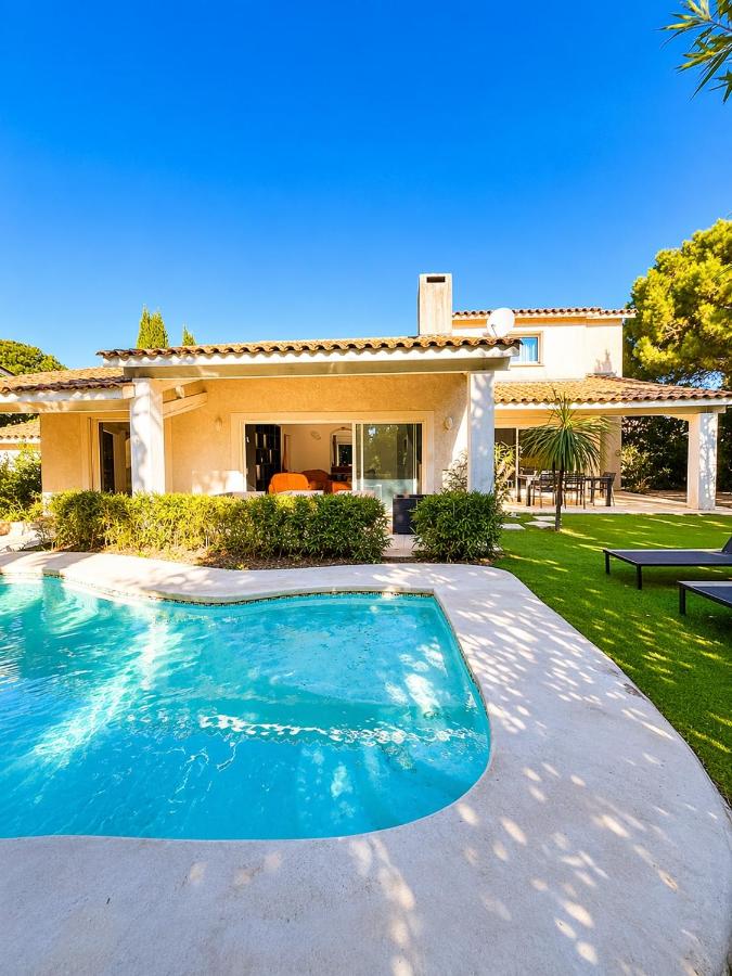 Villa de Standing Domaine de Massane - Bed and Breakfast Baillargues