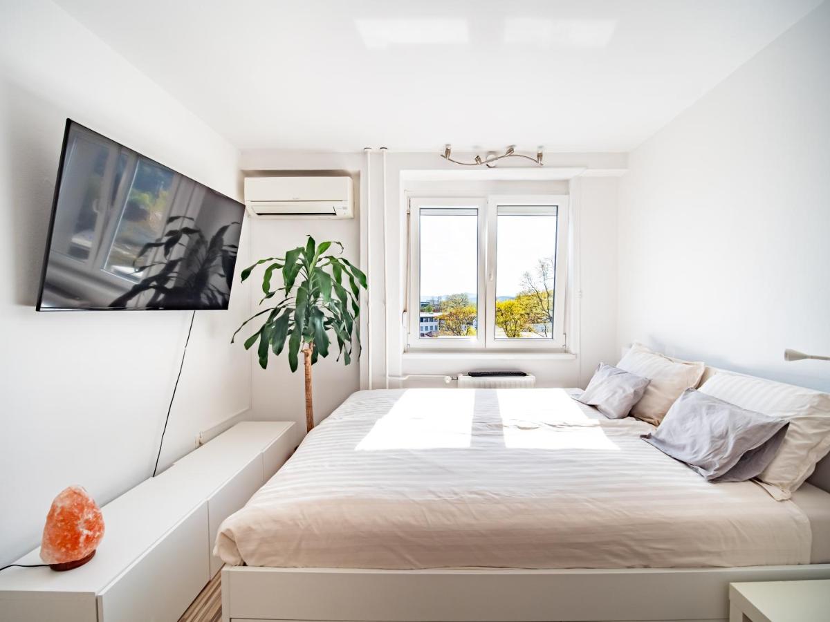 Grand Dragon Apartment Ljubljana - FREE PARKING - Chambres d'hôtes Ljubljana