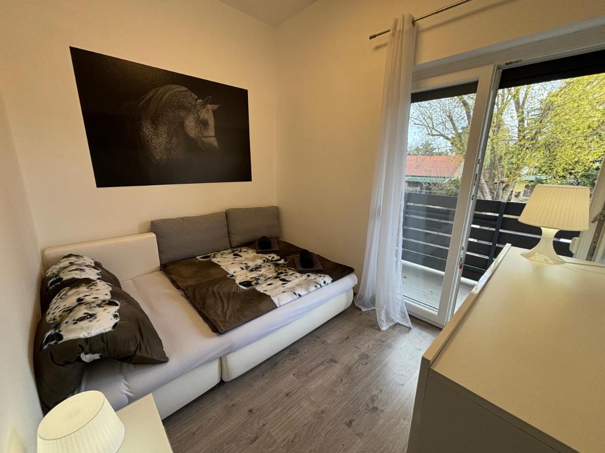 LUX Pool Villa Zamárdi - Ferienwohnung Zamardi