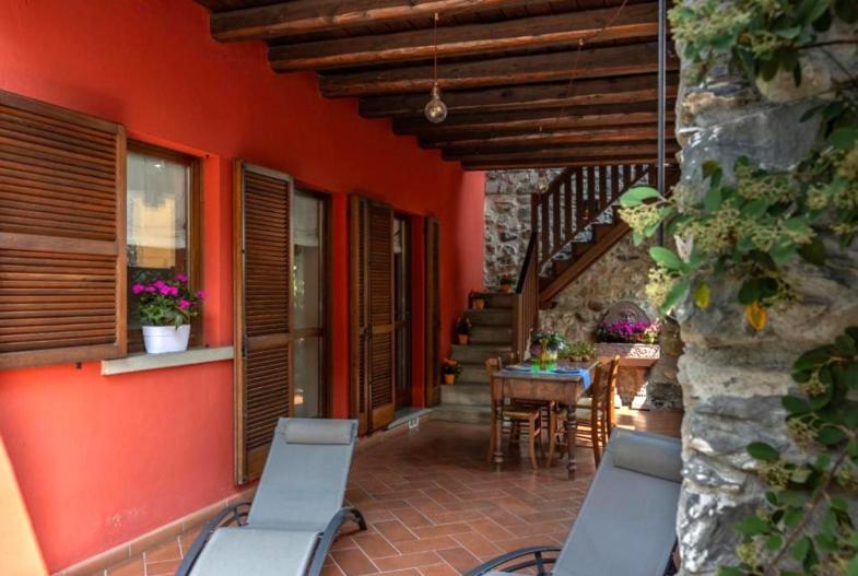 Casa C'era una volta - Bed and Breakfast Costa Volpino