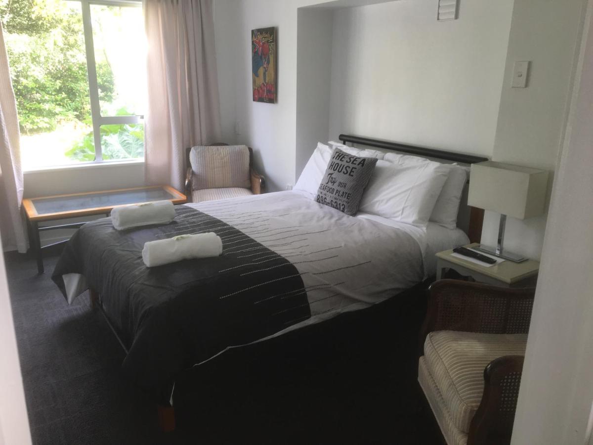 Standaard Tweepersoonskamer met Gedeelde Badkamer
