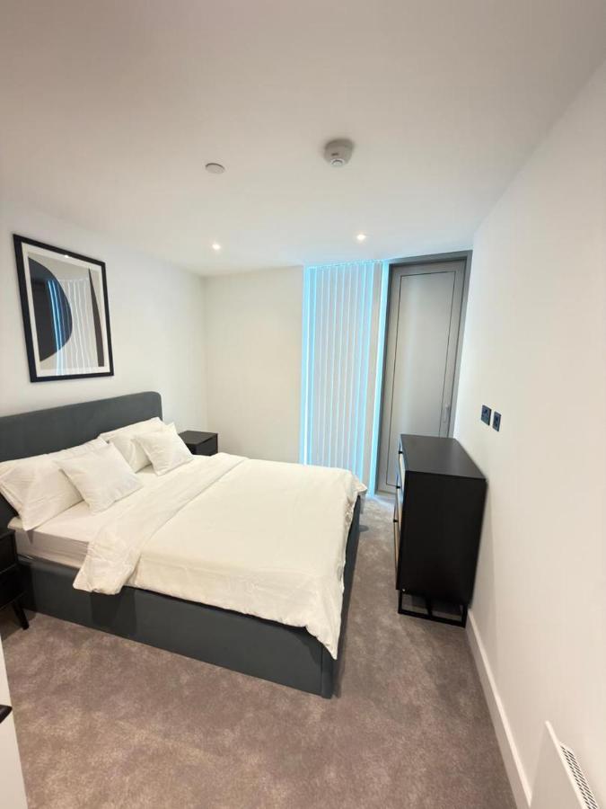 Luxury Skyline Apartment with Premium Facilities- Central M3 - Ferienwohnung Manchester