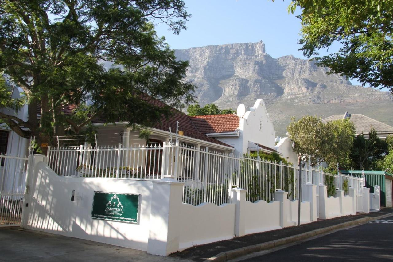 5 Camp Street Guesthouse & Self-catering - B&B