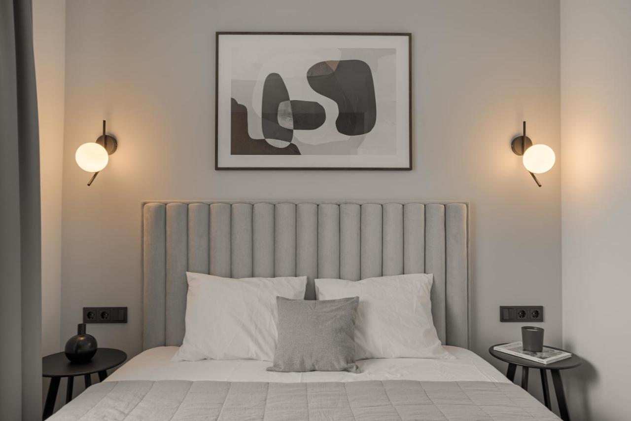 Uptown Quiet 2bed, Full kitchen, 2desks, Parking, Bath - B&B Vilnius