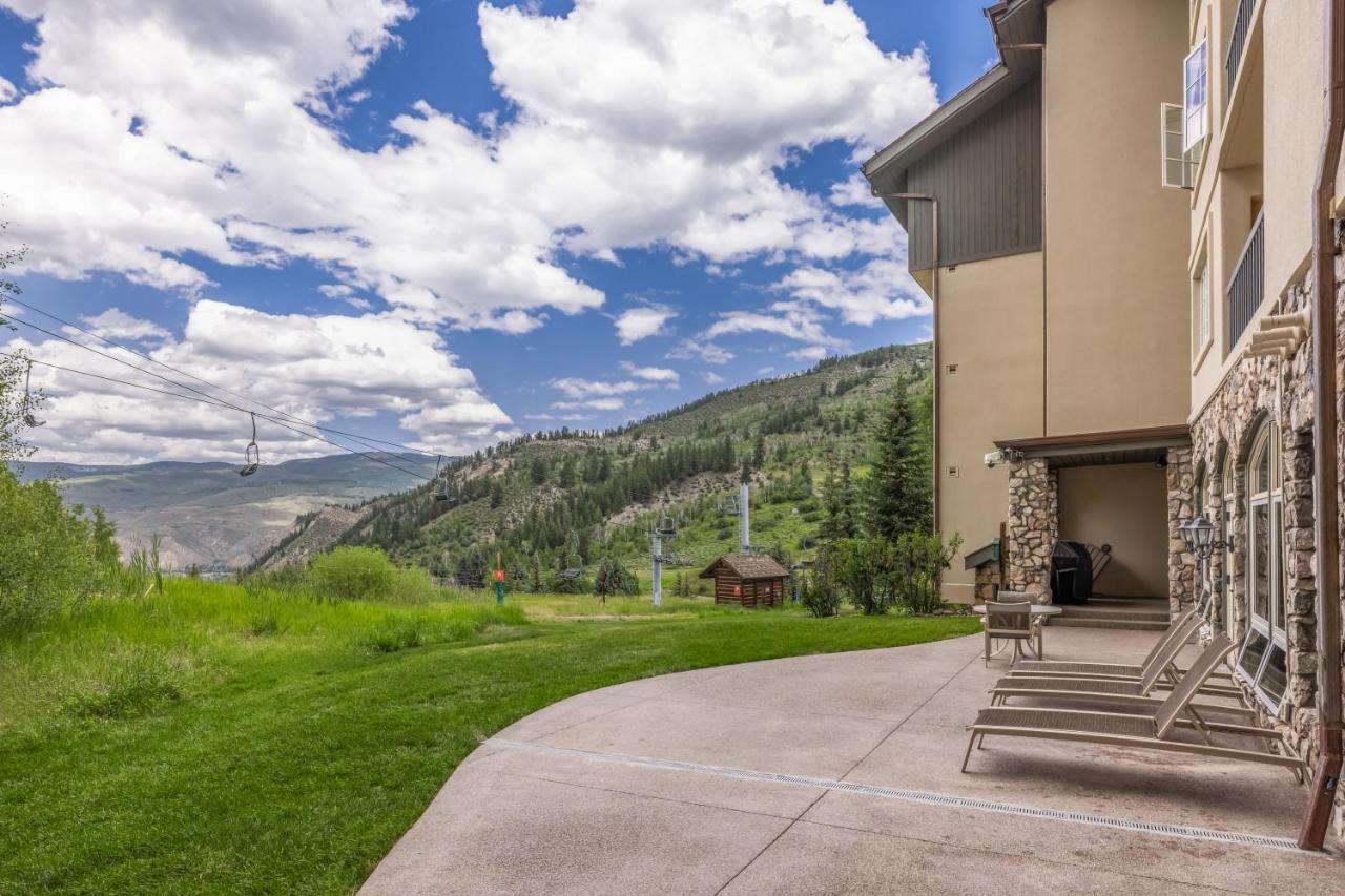 Luxe Beaver Creek 2BR - Balcony Views & Alpine Summer Escape - Chambres d’hôtes Beaver Creek