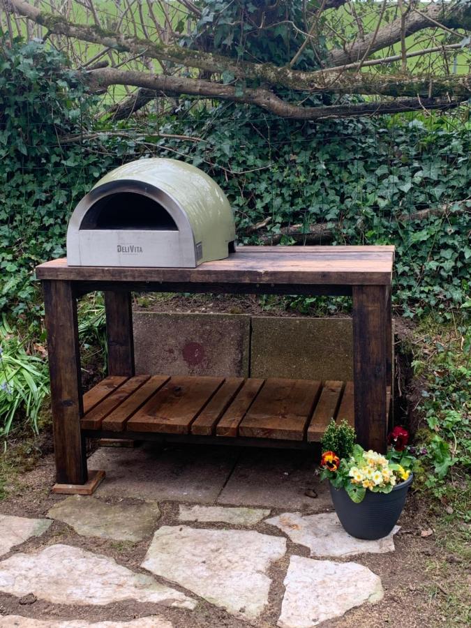 Shepherd's Hut - B&B Dorchester