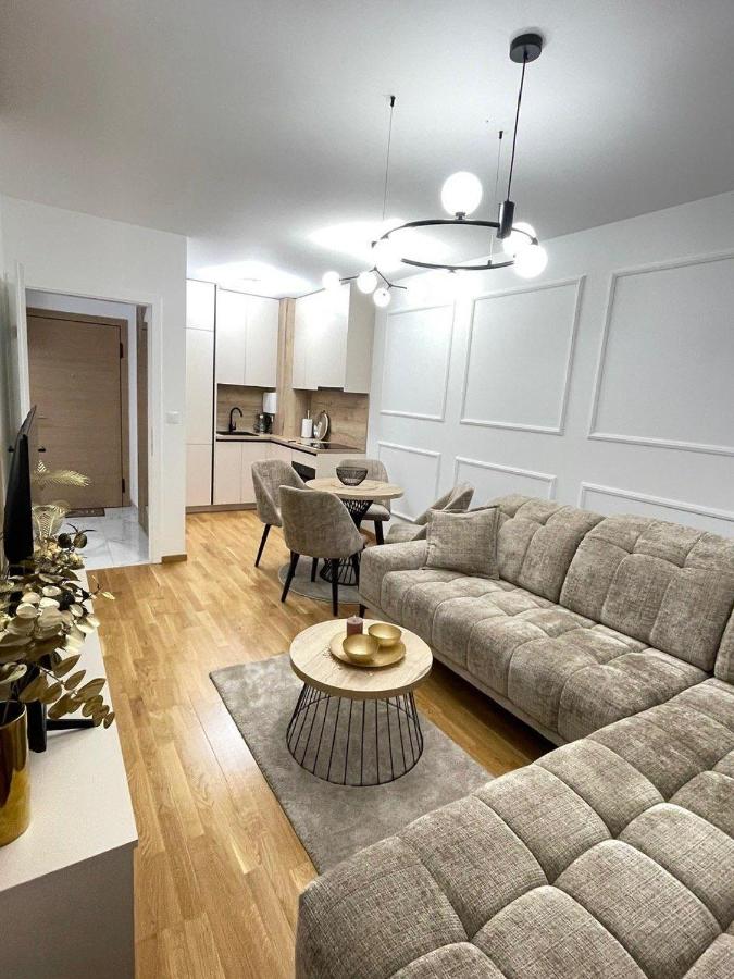 Tiffany Delux - B&B Banja Luka