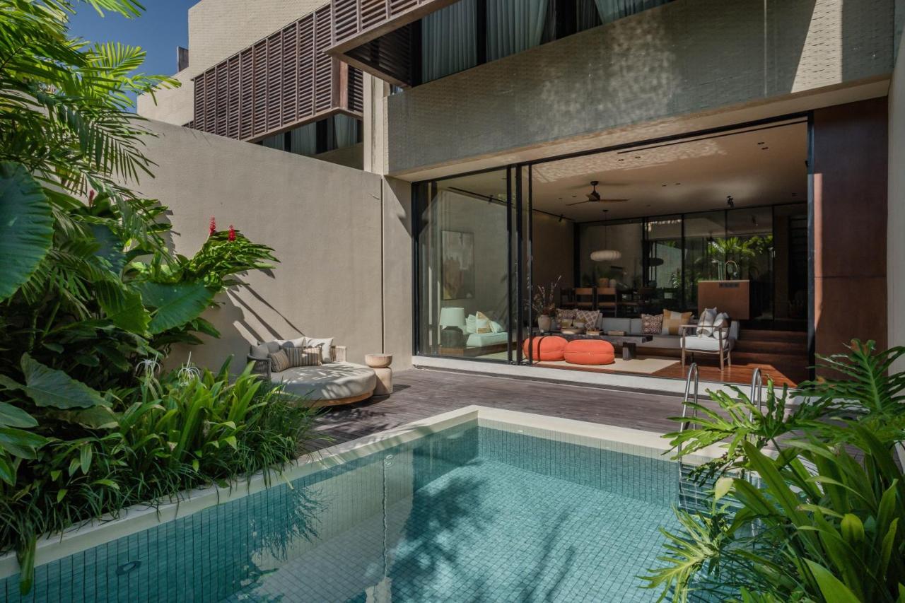Berawa Villa l 2 Pools, Walk to Beach l Near Finns - Chambres d'hôtes Canggu