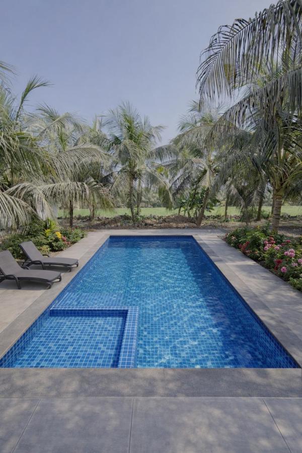 Coconut Farm stay - Near Somnath - B&B Somnāth