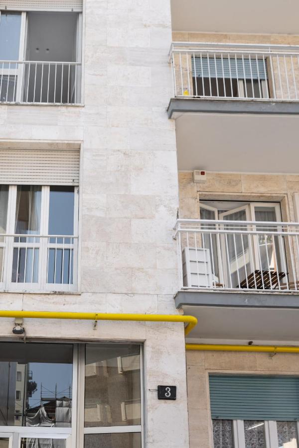 Beautiful Two BedRooms Apartment in Sarpi Garibaldi Mirable PM - Bed and Breakfast Milaan