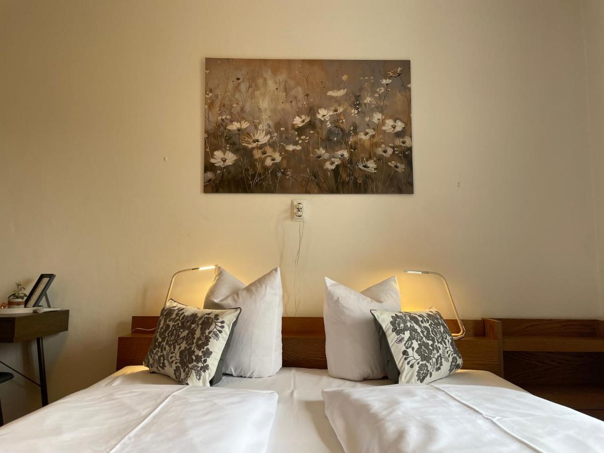 Dreibettzimmer mit eigenem Bad