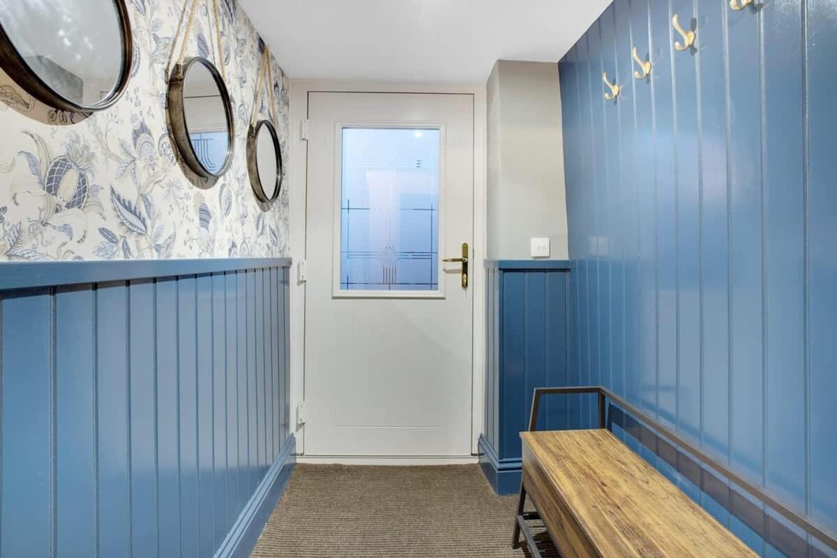 NEW! Luxurious Cottage in Durham by Stay With Us, Ideal for Large Groups & Families, Hot Tub, Sleeps 10! - Chambres d'hôtes Bishop Auckland