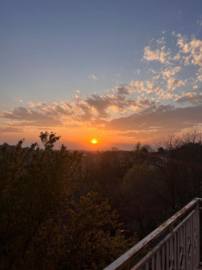 Bright villa overlooking the UNESCO hills - B&B Vinchio