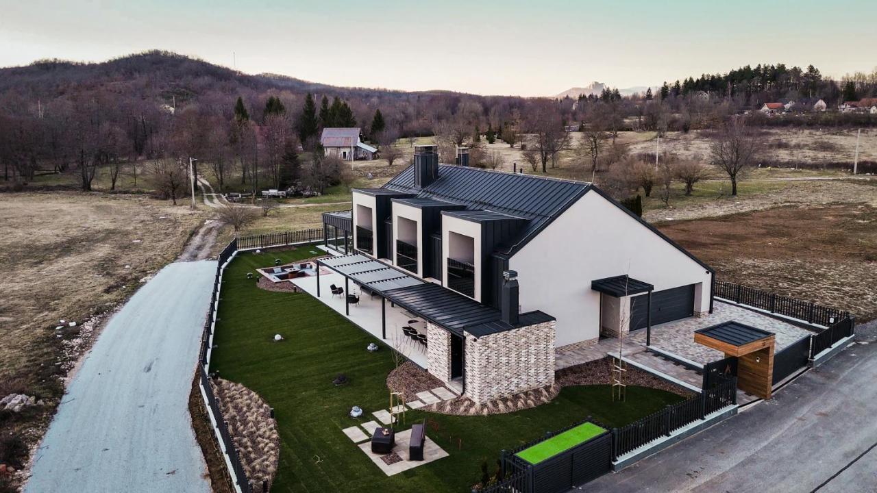 Villa ALFA Velebit luxury retreat - B&B Sveti Rok