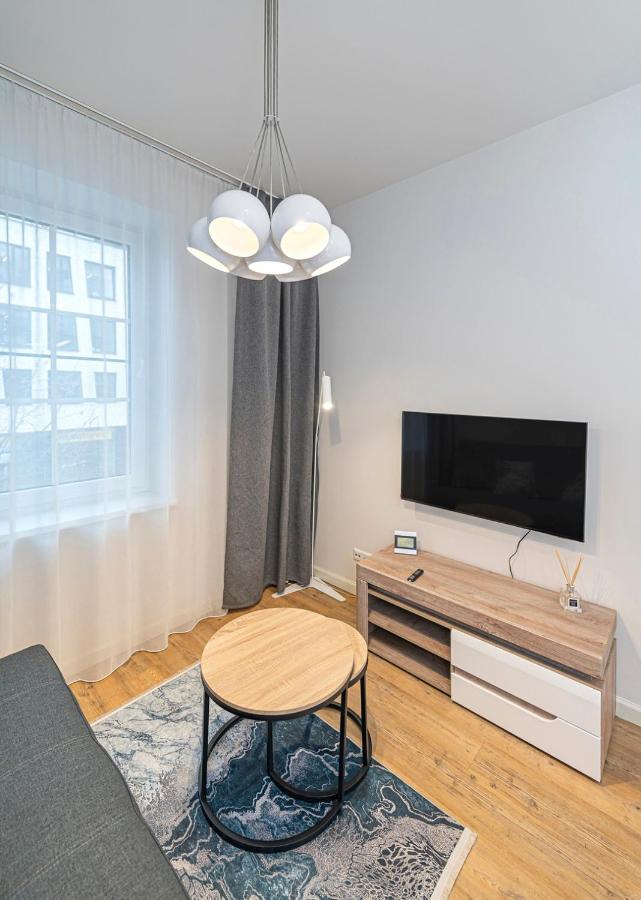 Prime City 1BD Apartment by Domvia - Chambres d'hôtes Kaunas