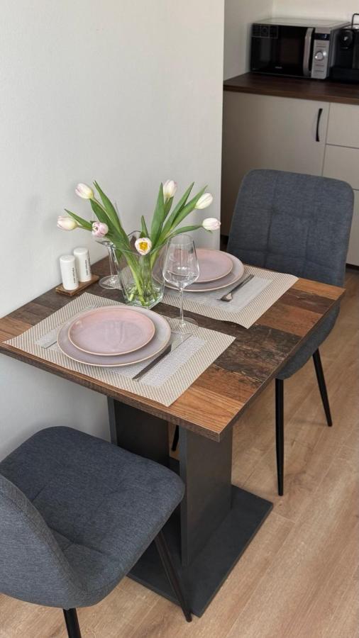 Prague Hotspot City Studio - Bed and Breakfast Praag