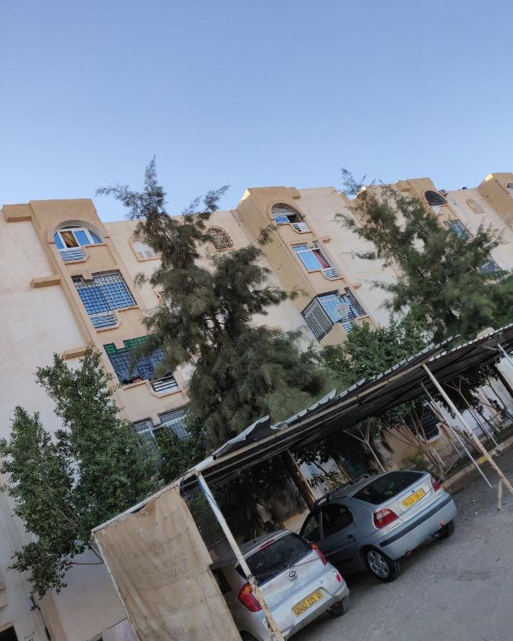 Appartement T3 équipé à Biskra - B&B Biskra