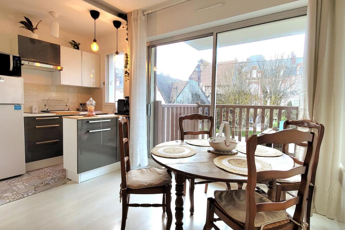Cabourg, à deux pas de la mer et du centre, tout à pied - B&B Cabourg